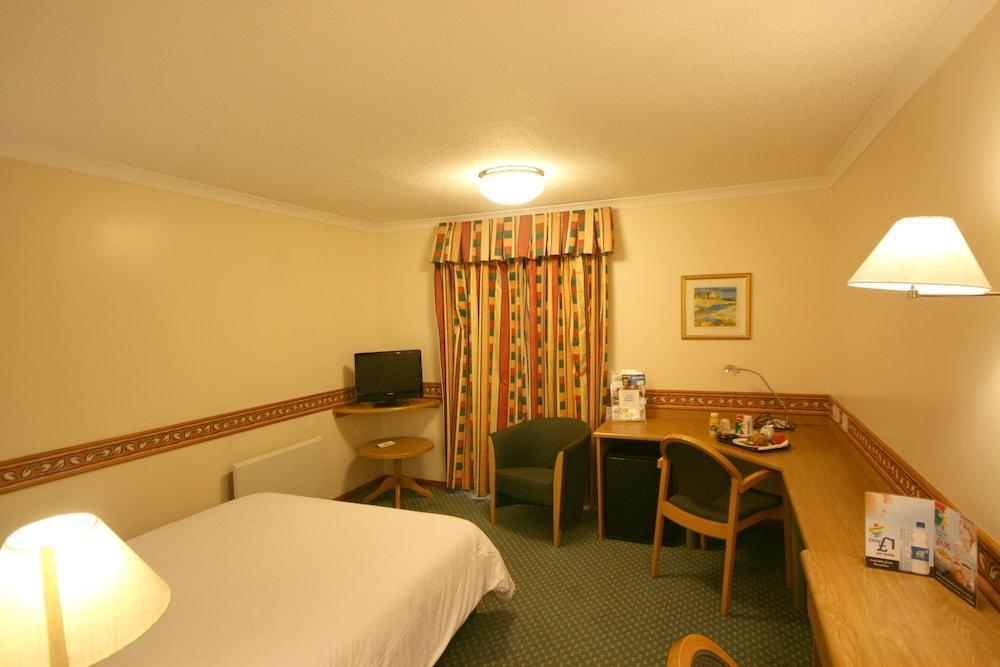 Days Inn By Wyndham Donington Castle Donington Exterior foto